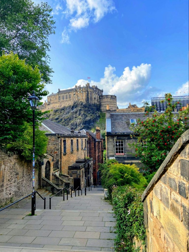 Edinburgh Castle above Old Town steps and stone buildings